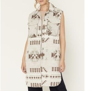 Ashley Outerwear Aztec Pattern Sleeveless Vest Size Small NWOT